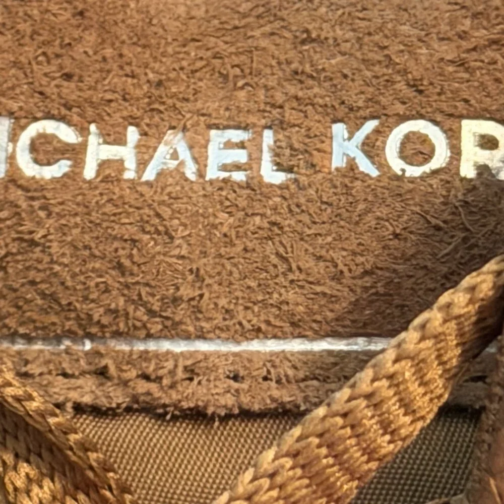 Michael Kors Women's Aurora Lace-Up Sneakers in Driftwood - Size 9-Like New